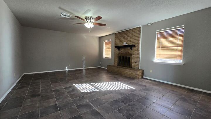 Property Photo:  8208 NW 28th Terrace  OK 73008 