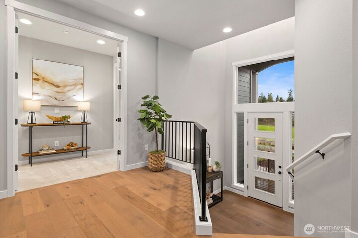 Property Photo:  7907 S 132 Street  WA 98178 