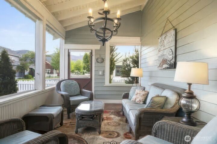 Property Photo:  100  Timbuktu Lane  WA 98844 