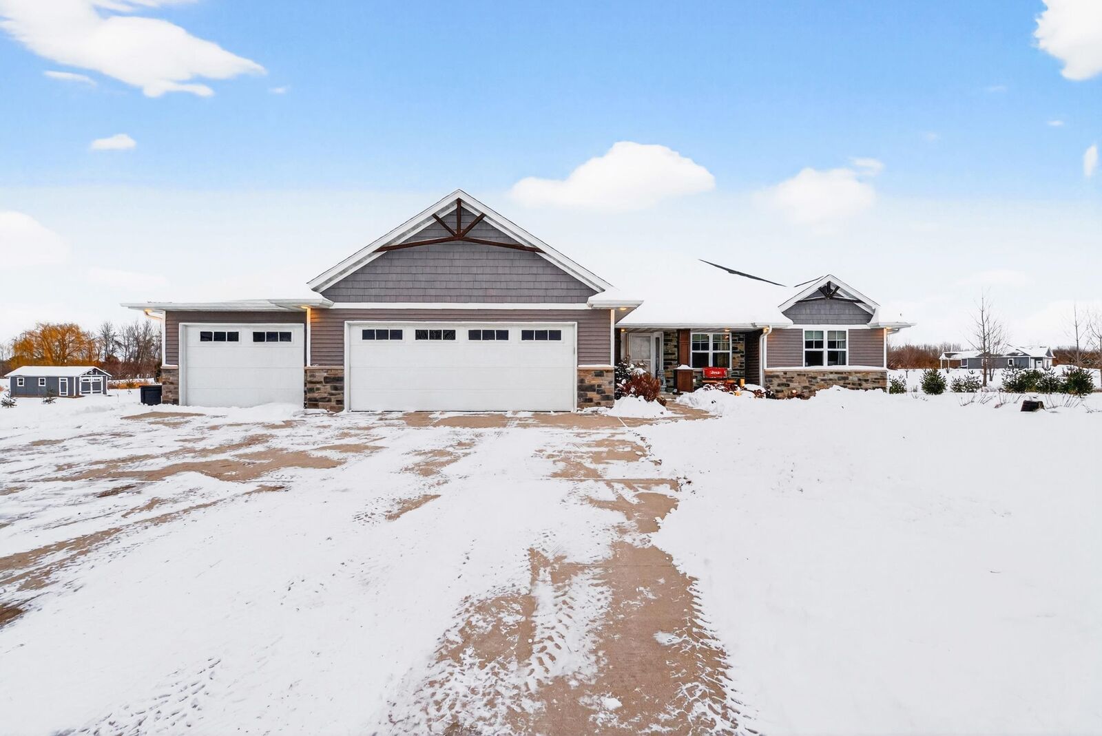 Property Photo:  2226 Laddie Trail  WI 54115-8472 