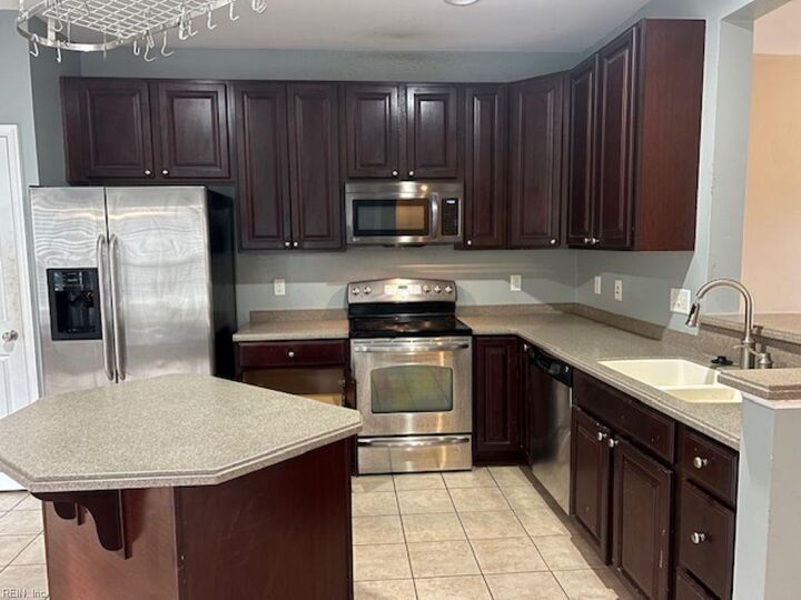 Property Photo: 4719 Revolutionary Way VA 23188