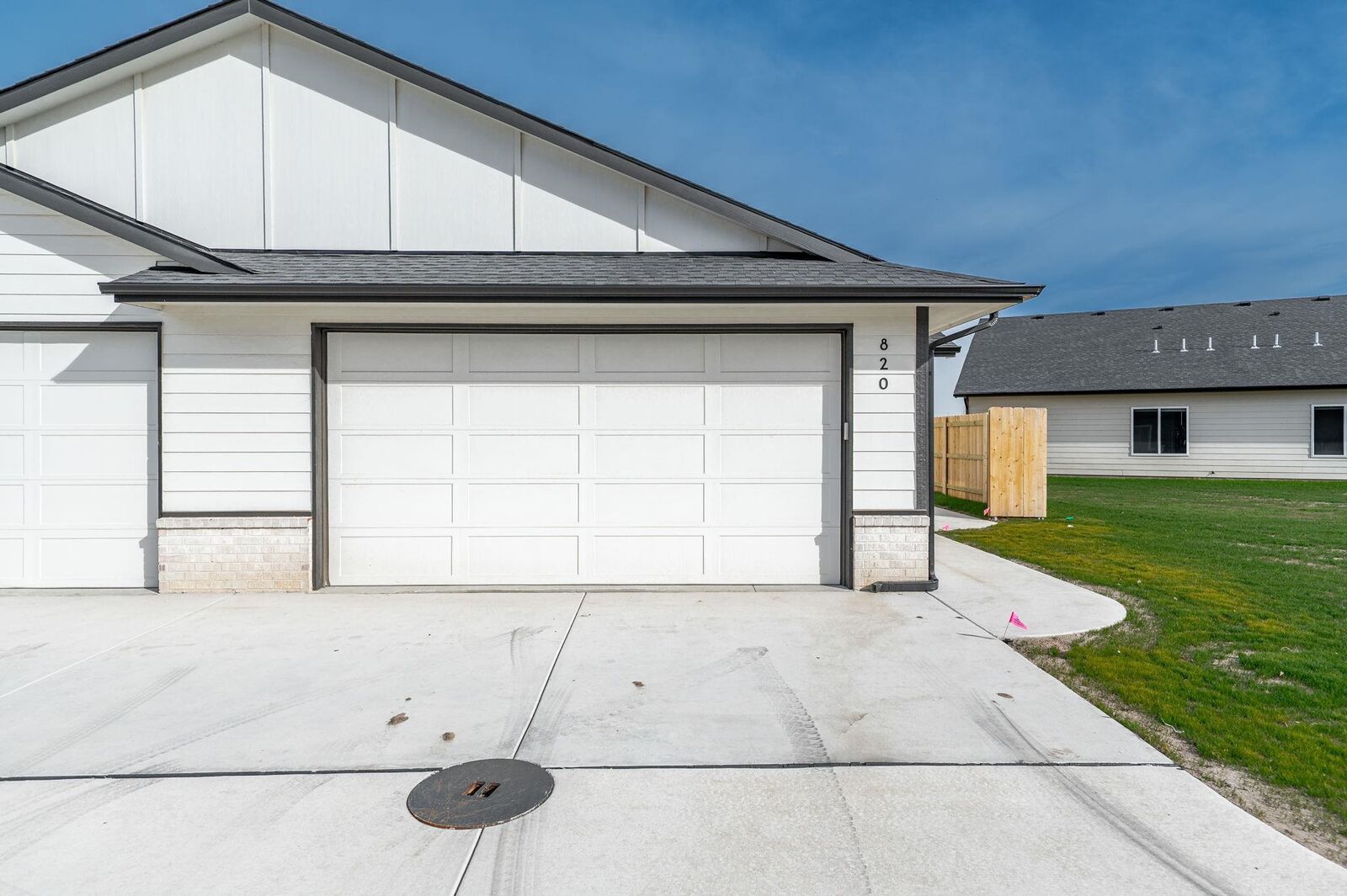 Property Photo:  820 S Jay St  KS 67147-8948 