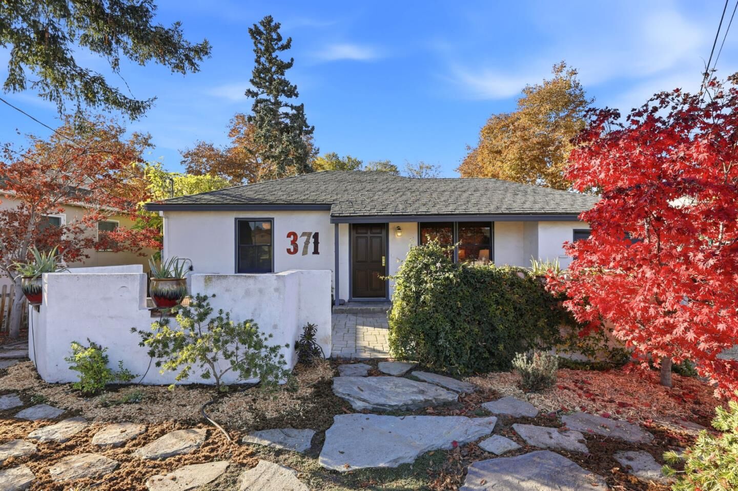 Property Photo:  371 Orchard Avenue  CA 94085 