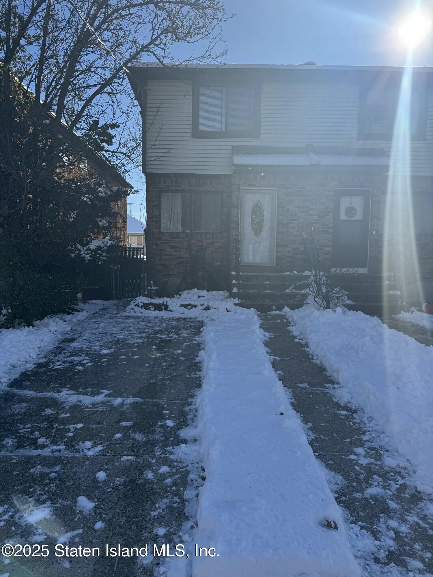 Property Photo:  630 Ramona Avenue  NY 10309 