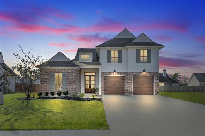 Property Photo: 938 Northlake Court LA 70611