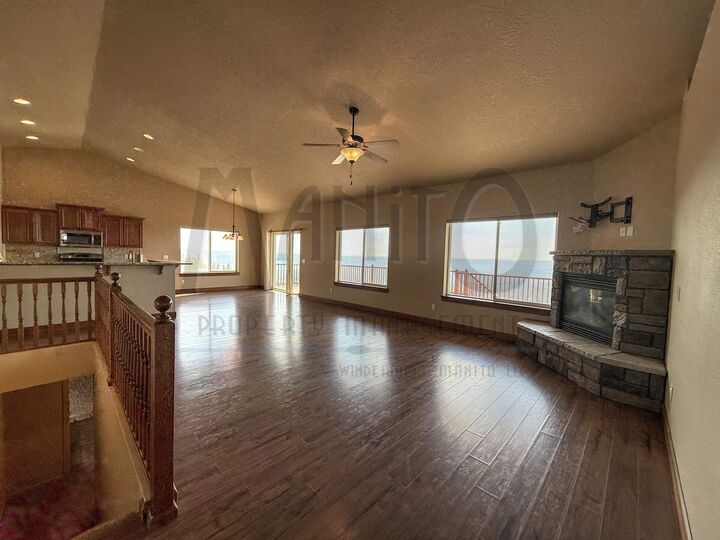 Property Photo:  8607 N Upper Mayes Ln  WA 99208 