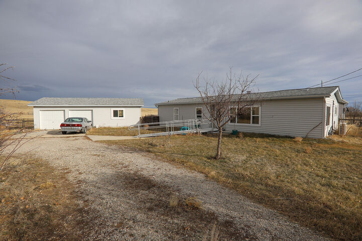 Property Photo: 701 Hemlock Street WY 82834
