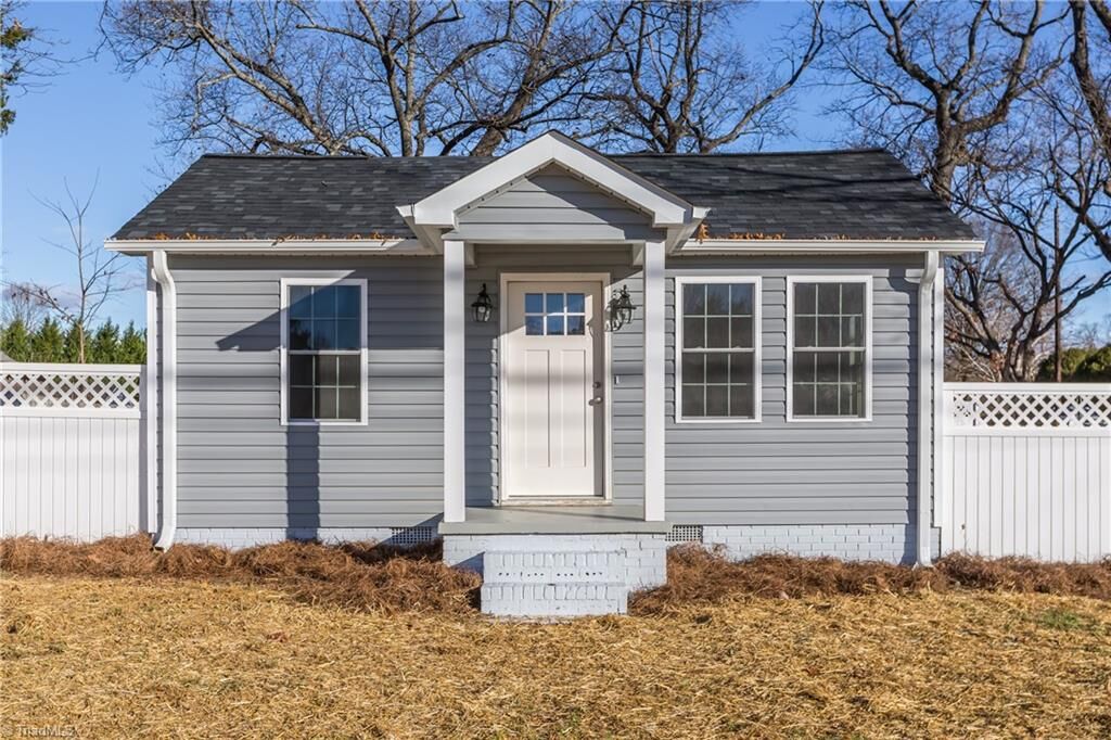 Property Photo:  1517 Skeet Club Road  NC 27265 