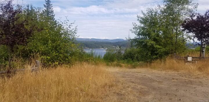 Property Photo: 120 Bishops Walk Rd BC V8K 2W3