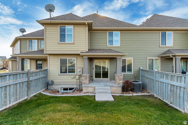 Property Photo: 4095 E Oakland Hills Dr N UT 84005