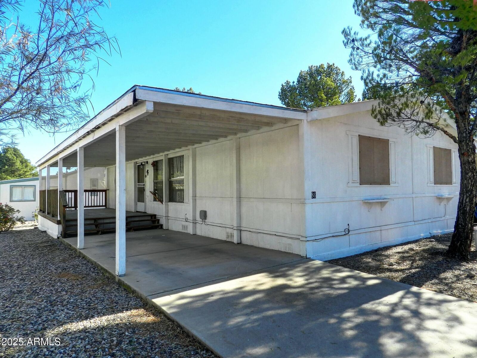 Property Photo:  2050 W State Route 89A -- 86  AZ 86326 