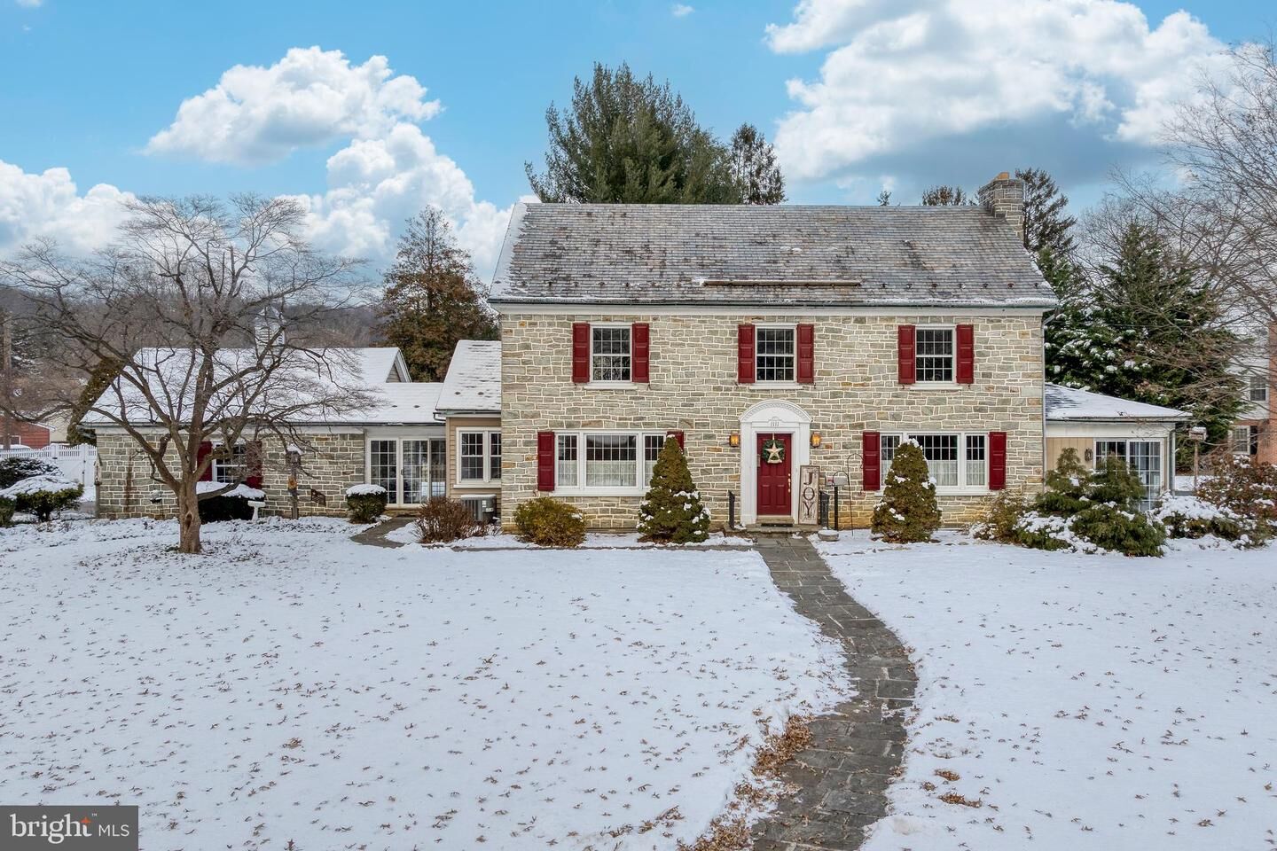 Property Photo:  1111 Locust Street  PA 17512 