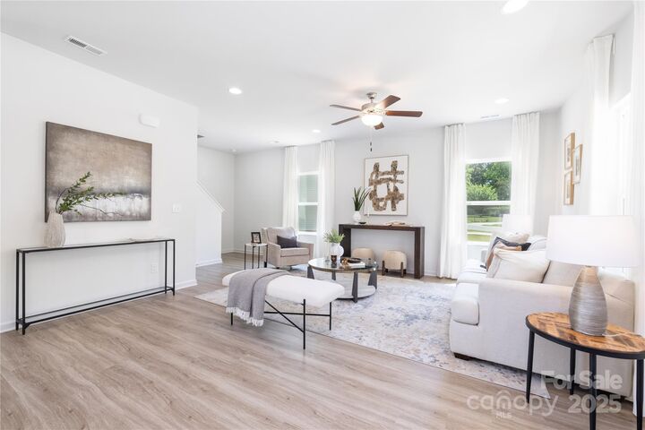 Property Photo:  307 E Glendale Avenue  NC 28120 