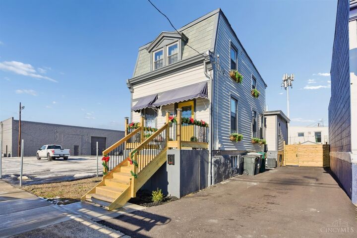 Property Photo:  1346 Ethan Avenue  OH 45225 