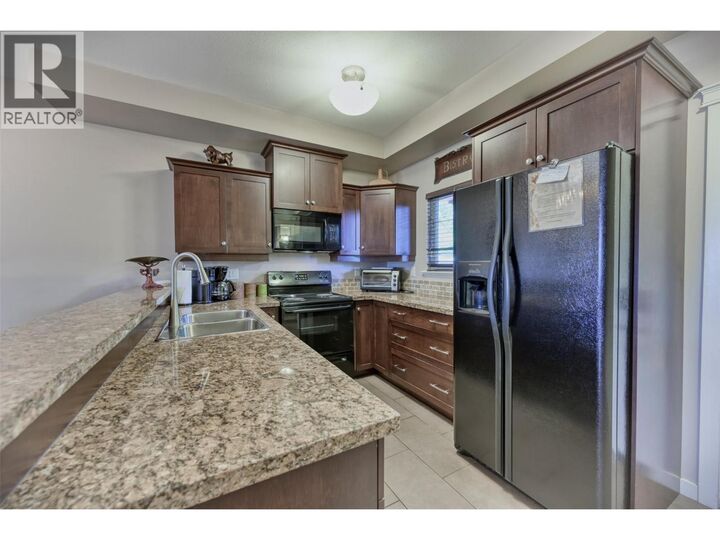 Property Photo: 4300 44th Avenue 109 BC V0H 1V6