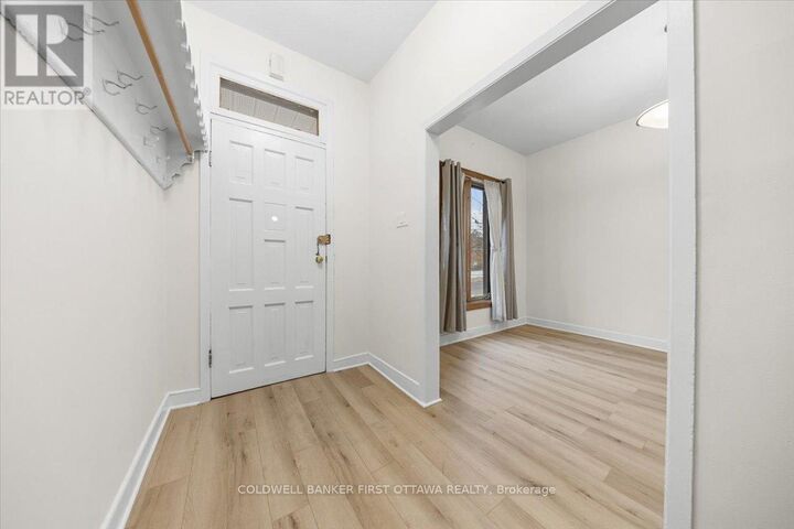 Property Photo:  281 Cambridge Street North  ON K1R 7B1 