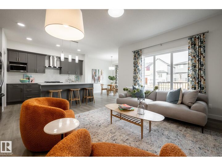 Property Photo:  5015 Cawsey Li SW  AB T6W 5M8 