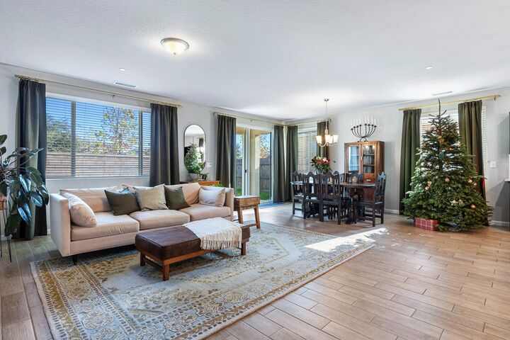 Property Photo: 565 Traverse Drive S CA 93636