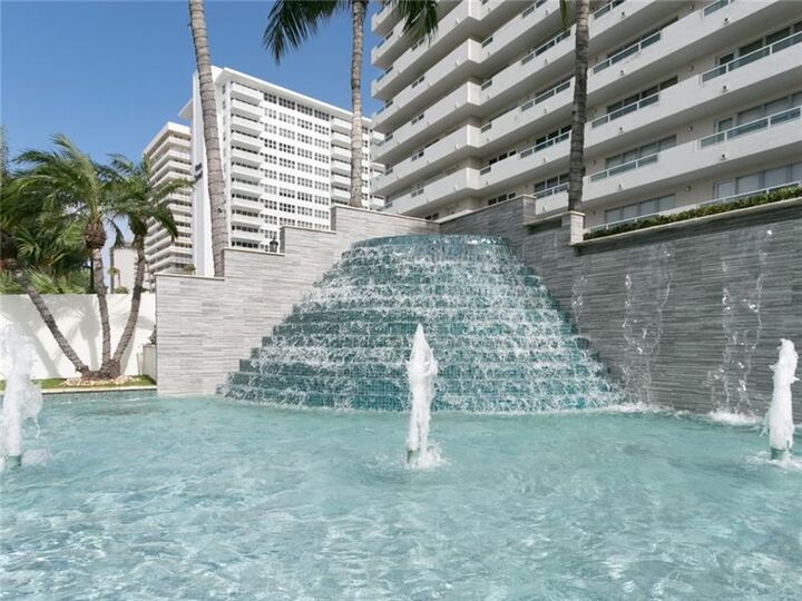 Property Photo:  3900 Galt Ocean Dr 2014  FL 33308 