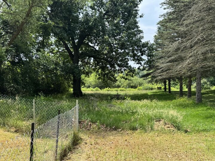 Property Photo:  1230 Golden Avenue  MI 49014 