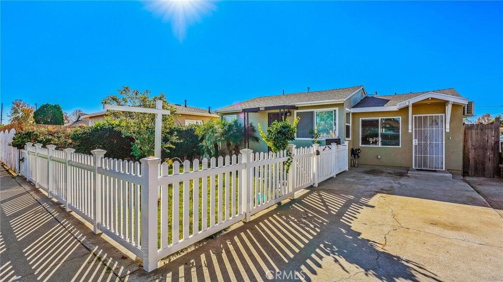 Property Photo: 6546 Foster Bridge Blvd CA 90201