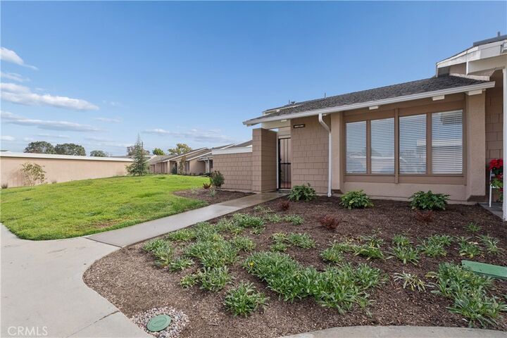 Property Photo:  8855 Sutter Circle C-520  CA 92646 