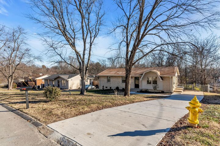 Property Photo:  117 Mountainwood Drive  TN 37075 