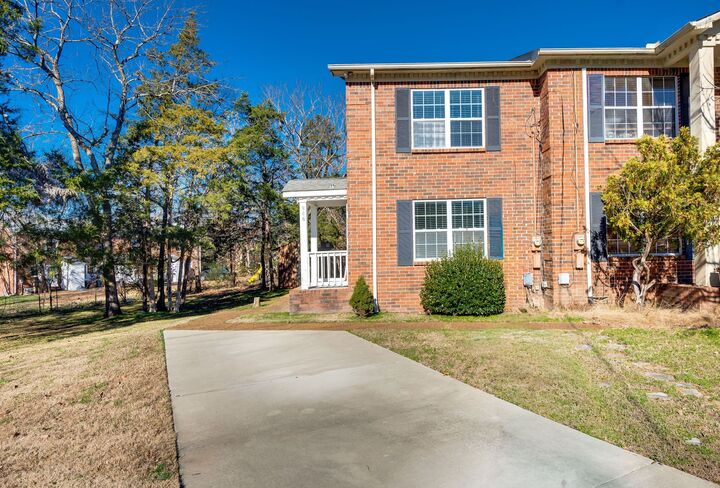 Property Photo:  906 Lauren Ct  TN 37217 