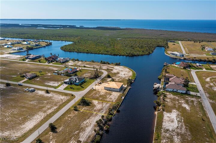 Property Photo: 4527 NW 35th Terrace FL 33993