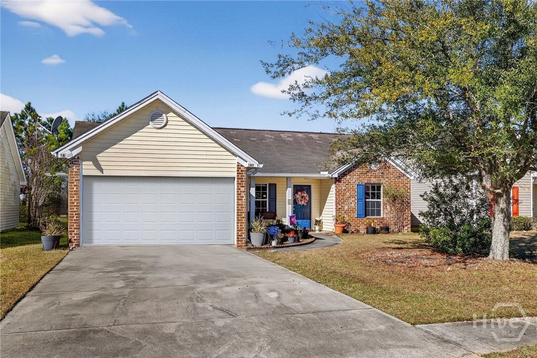 Property Photo:  107 Willow Lakes Court  GA 31419 