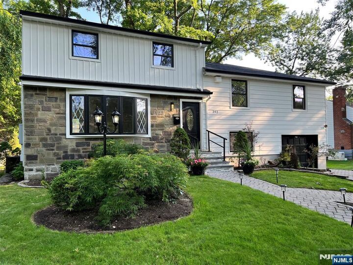 Property Photo:  392 Marlboro Road  NJ 07631 