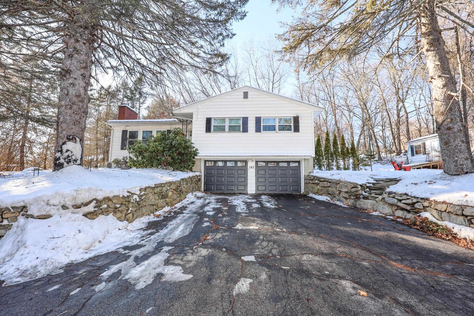 Property Photo:  282 Wallace Road  NH 03110 
