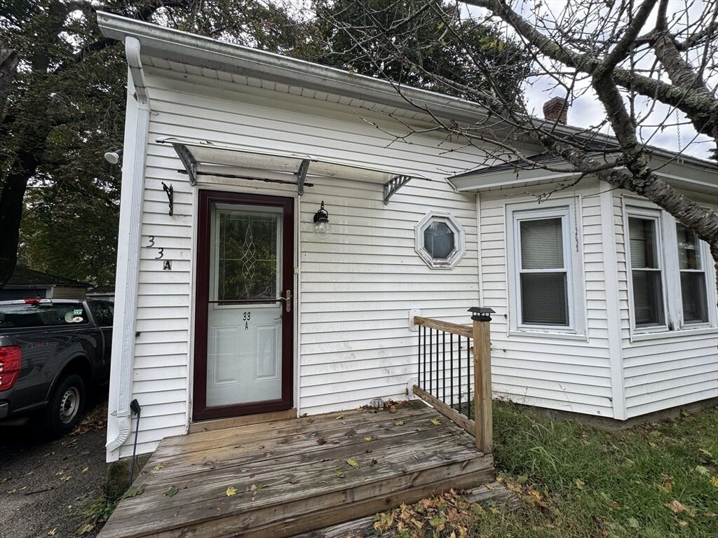 Property Photo:  33 Chestnut Hill Road A  MA 01529 