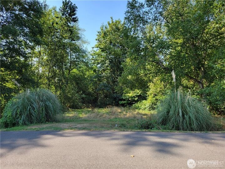 Property Photo:  18815 SE 134th Place  WA 98059 