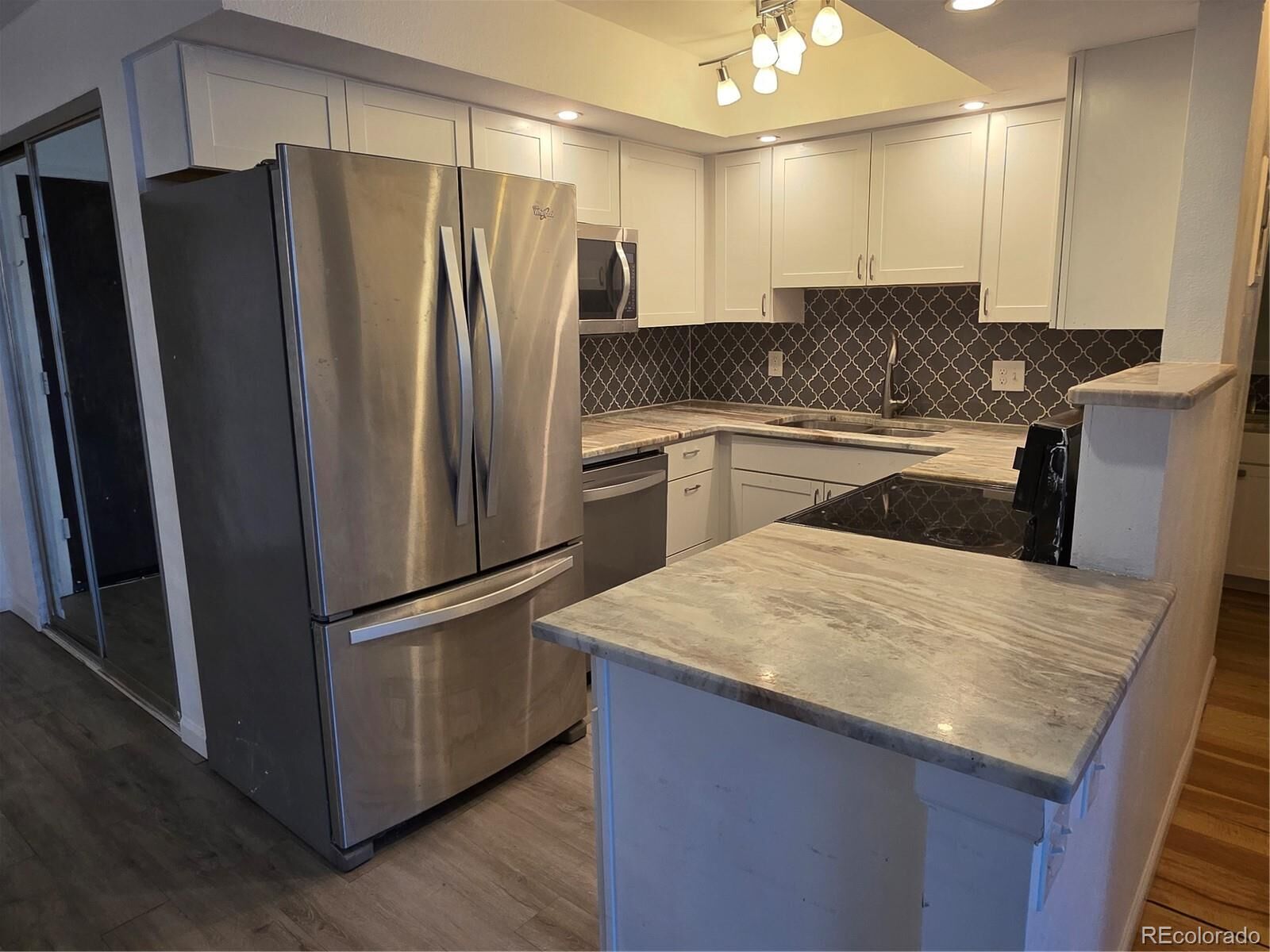 Property Photo:  2 Adams Street 608  CO 80206 