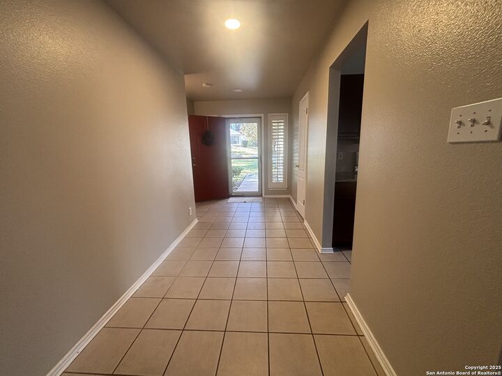 Property Photo: 8410 Branch Hollow TX 78148