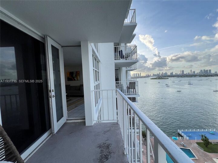 Property Photo: 1228 West Ave 1205 FL 33139