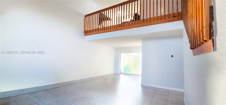 Property Photo:  1308 SW 181st Ave  FL 33029 