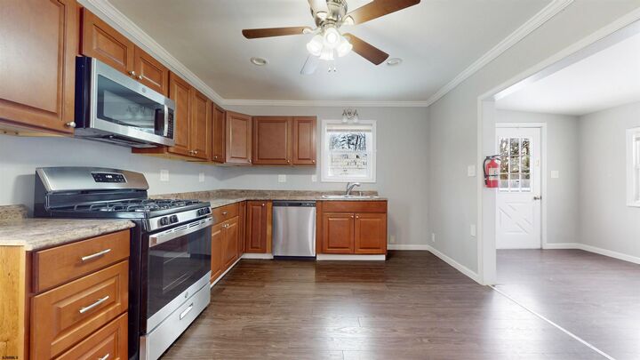 Property Photo: 309 Columbine Ave NJ 08332-4068