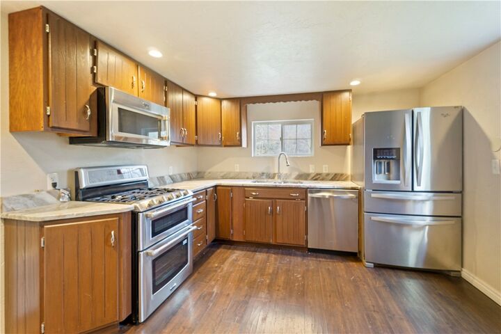 Property Photo:  130 Hampton Road  PA 15464 