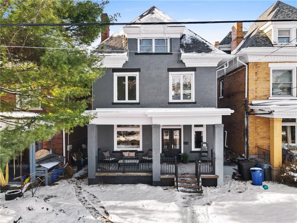 Property Photo:  1105 Portland Street  PA 15206 