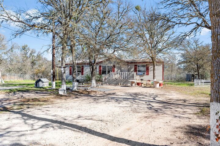 Property Photo:  214 The Ranch Road  TX 78617 