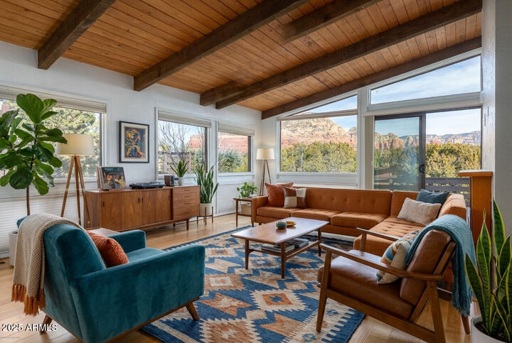 Property Photo: 40 Calle Del Medio -- AZ 86336