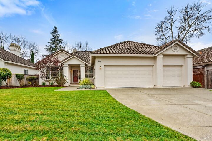 Property Photo:  5432 Shallows Place  CA 95409 