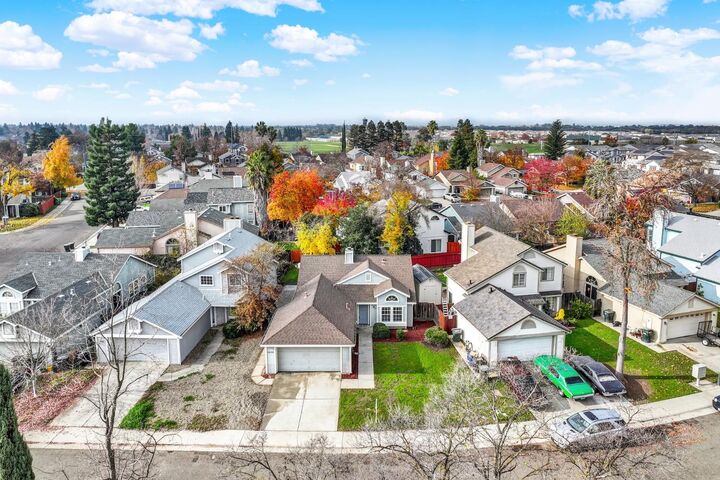 Property Photo:  8609 Valley Rim Way  CA 95843 