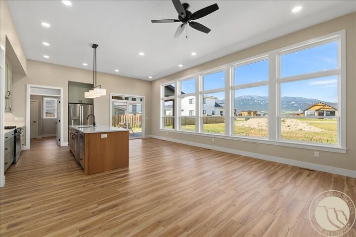 Property Photo:  3005 Baneberry Avenue  MT 59068 