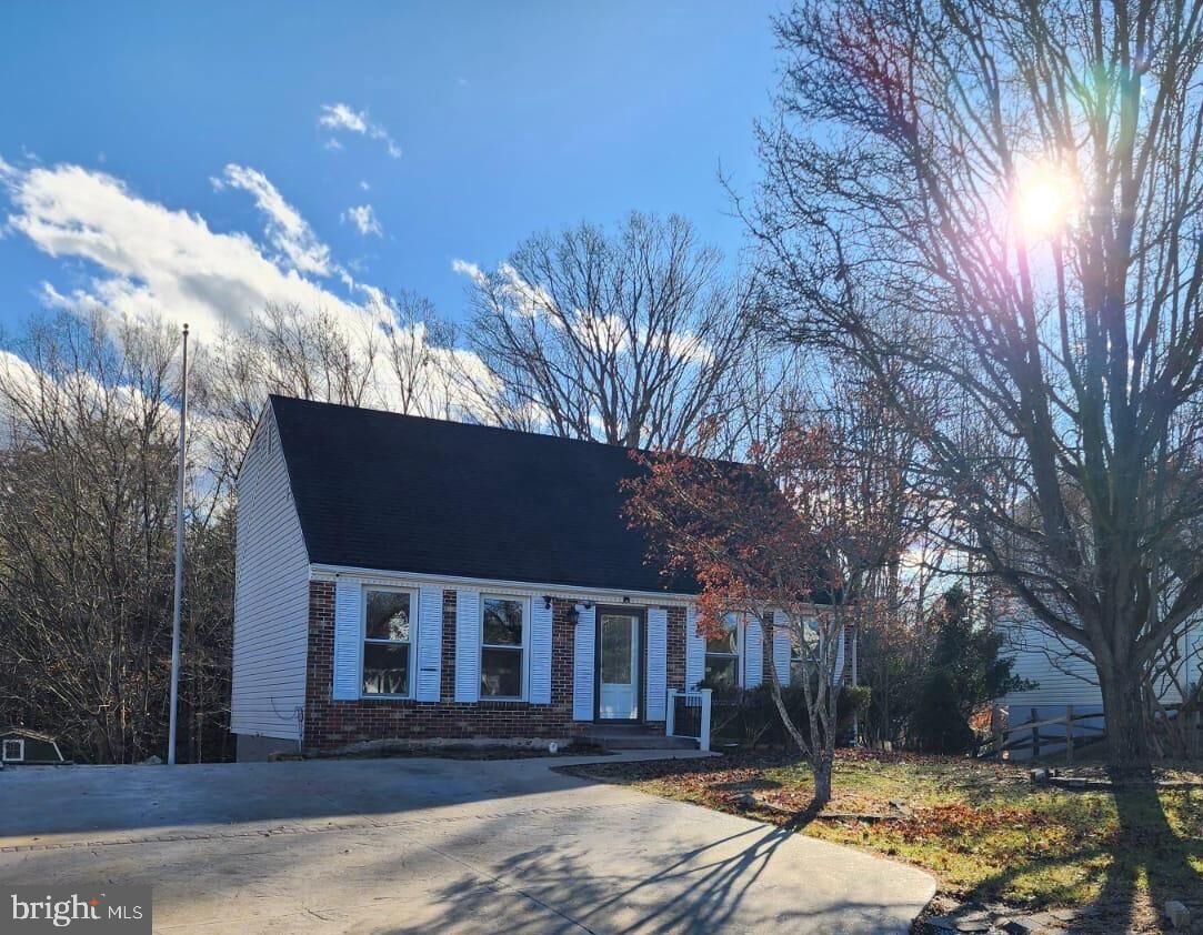 Property Photo:  5625 Reardon Lane  VA 22193 