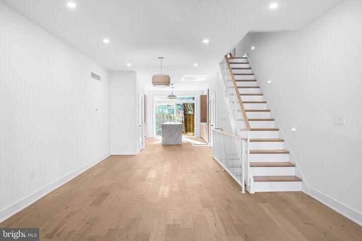 Property Photo:  1810 Bainbridge Street  PA 19146 