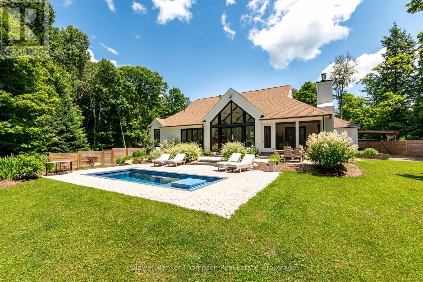 Property Photo:  350 Skyhills Road  ON P1H 2N5 