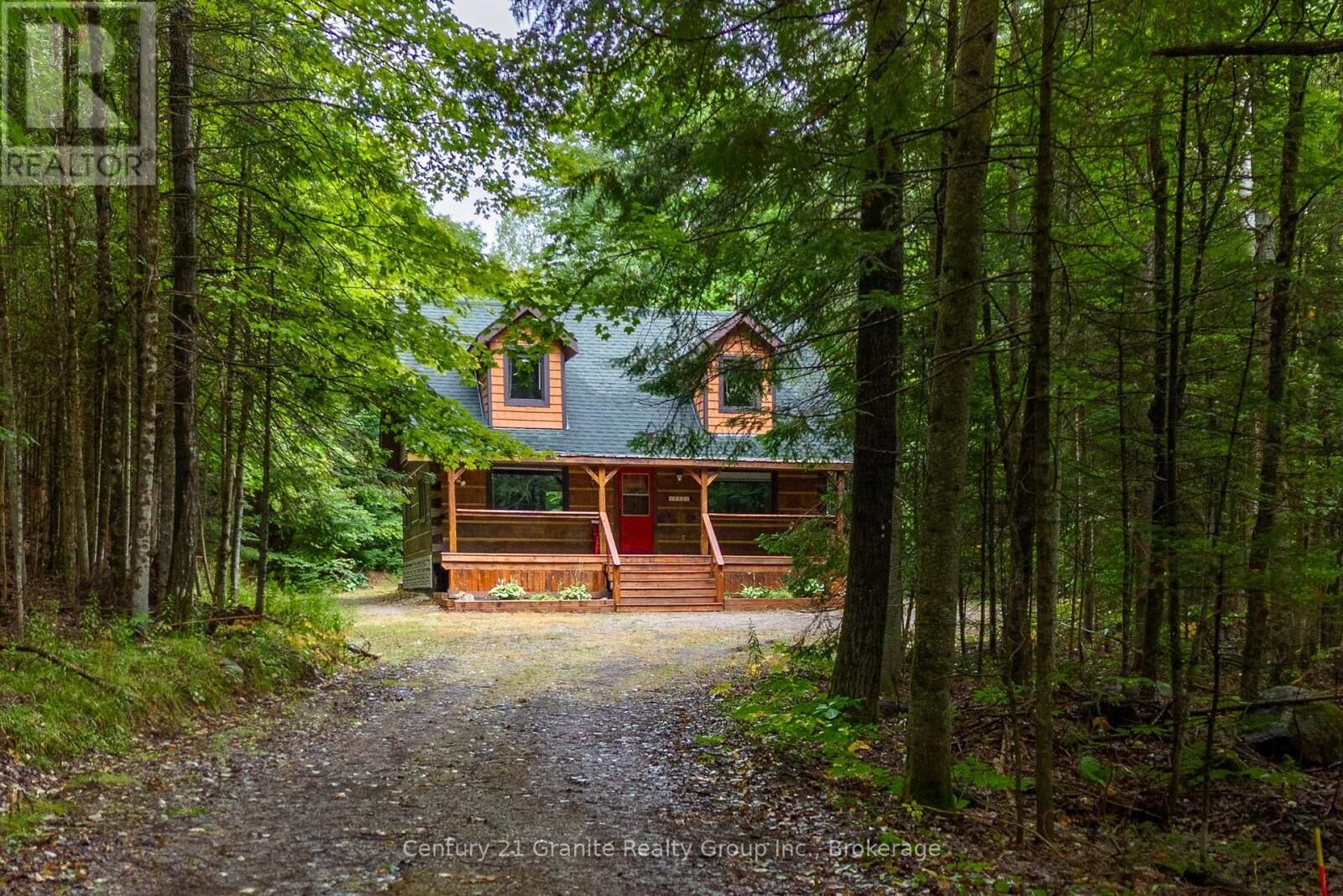 Property Photo:  19221 Highway 118  ON K0M 1S0 